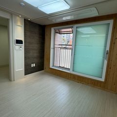Three-room apartment with good natural light  Unit Image