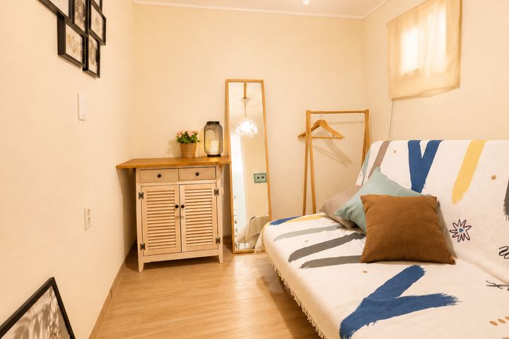 Two-room unit near Sookmyung Women's Universi 0th image