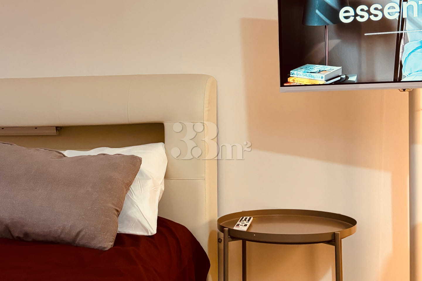 New 3-story studio apartment, 3 minutes from  0th image