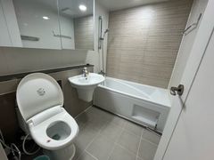 Top Floor_ Fully Furnished Modern House 7th image