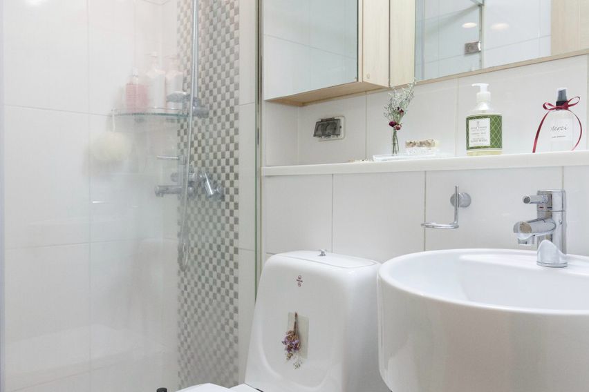 Two Bedrooms 17번째 이미지