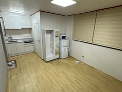 Fully furnished studio apartment in a double- 0th image