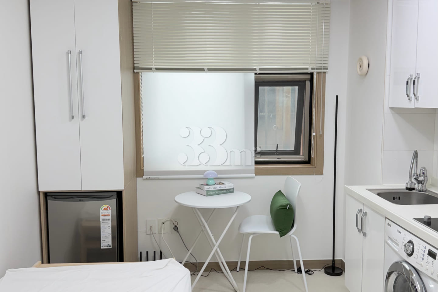 4-minute walk to Sinchon, 9-minute walk to Ho 12th image