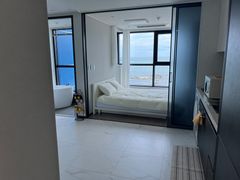 *Ocean House*π 2th image