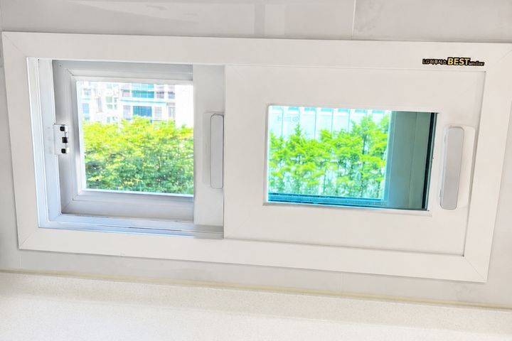 Fully furnished unit with great natural light 14th image