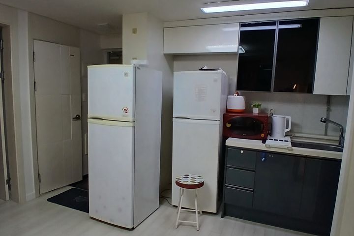 Two-room apartment in Junggok-dong with parki 12th image