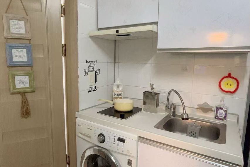 HEDY E 8번째 이미지