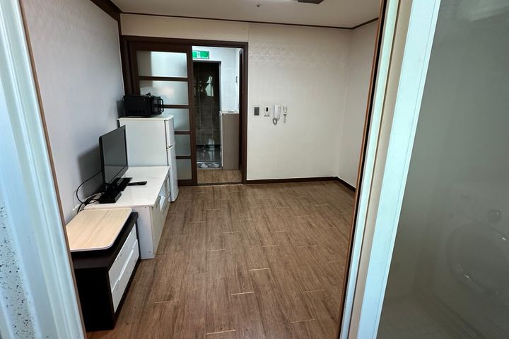 Byeongjeom Station, Fully Furnished, Separate 0th image