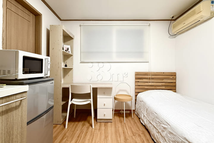 2 minutes from Sangdo Station; Bangbae, Isu,