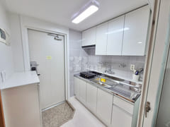 ✨Popular Host: Fully Furnished Unit 203 2th image