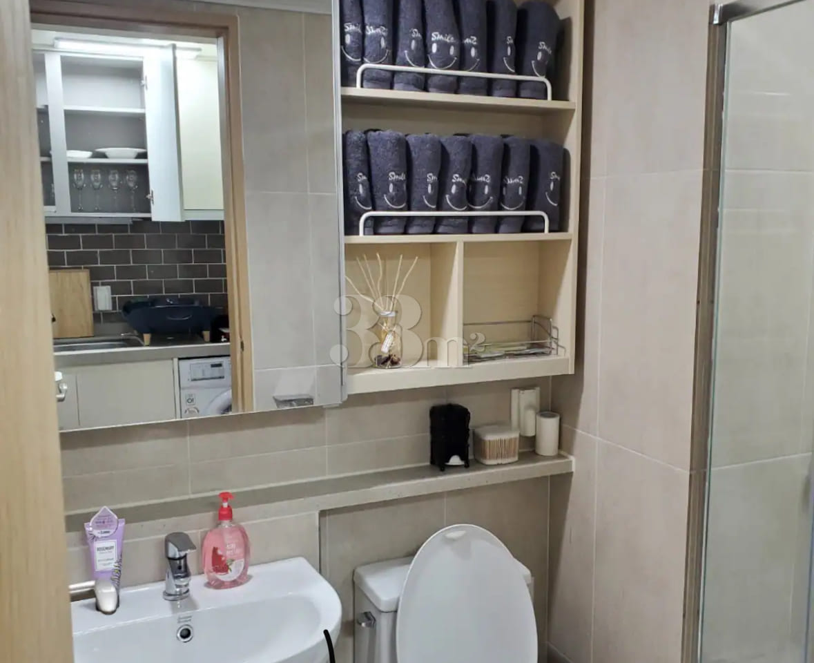 New top-floor city apartment near Guui Statio 7th image
