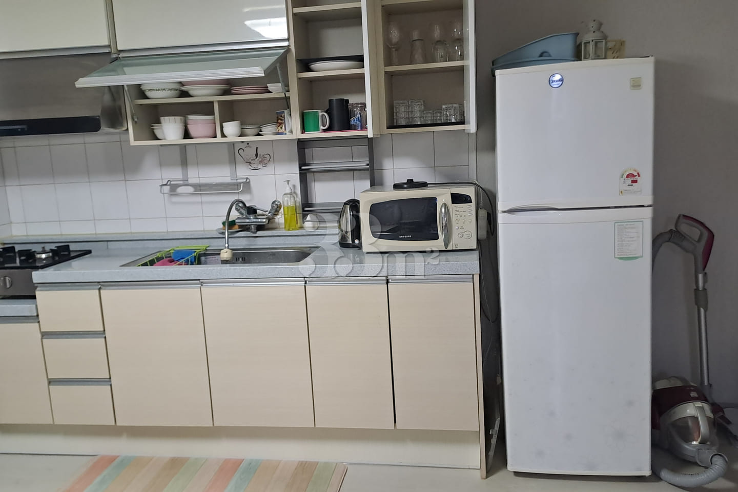 5-minute walk from Gyeongui Line, high first  4th image