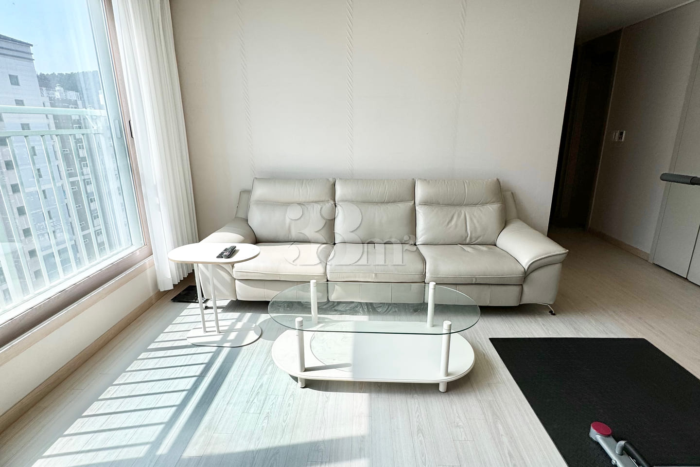 Fully-furnished apartment with great natural  2th image