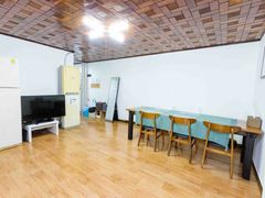 Three-bedroom apartment in Yeontral Park! 2th image