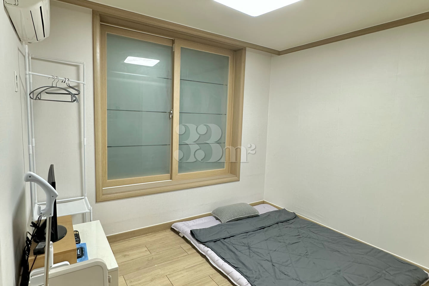 Studio apartment for rent near Janggi-dong St 2th image