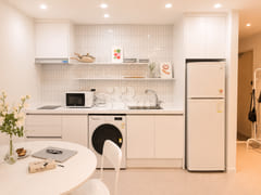 1 minute from Hongdae Station ❤️ Spacious and 9th image
