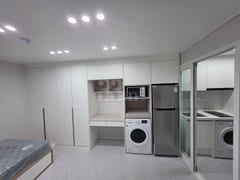 Brand-new, fully furnished, and hotel-like. 2th image
