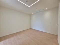25-pyeong unit; within walking distance of Ju 5th image