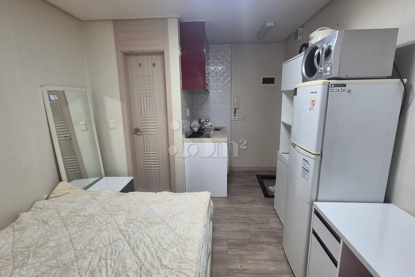 Room with pet and parking access 6th image