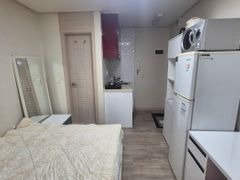 Room with pet and parking access 7th image
