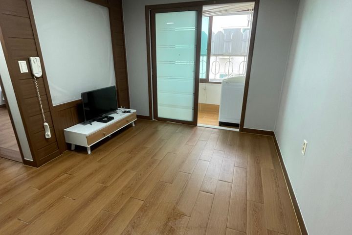 Jangseong-dong mini two-room apartment 0th image