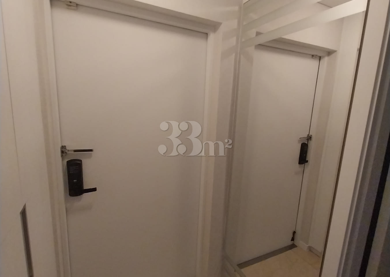 5 minutes from Gangnam Station, clean, fully 19th image