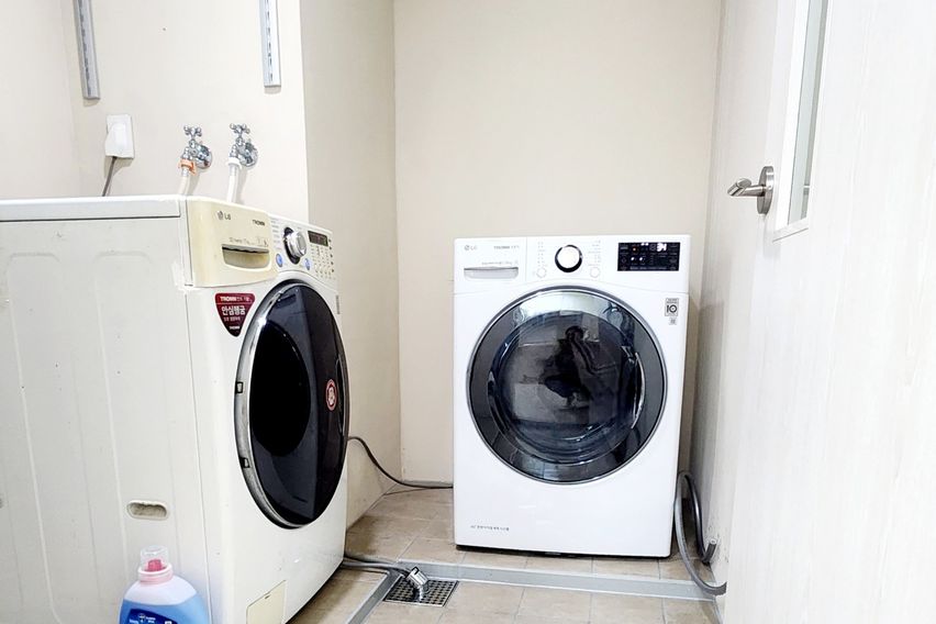 뻥뷰 탑층 3룸 2화 13번째 이미지