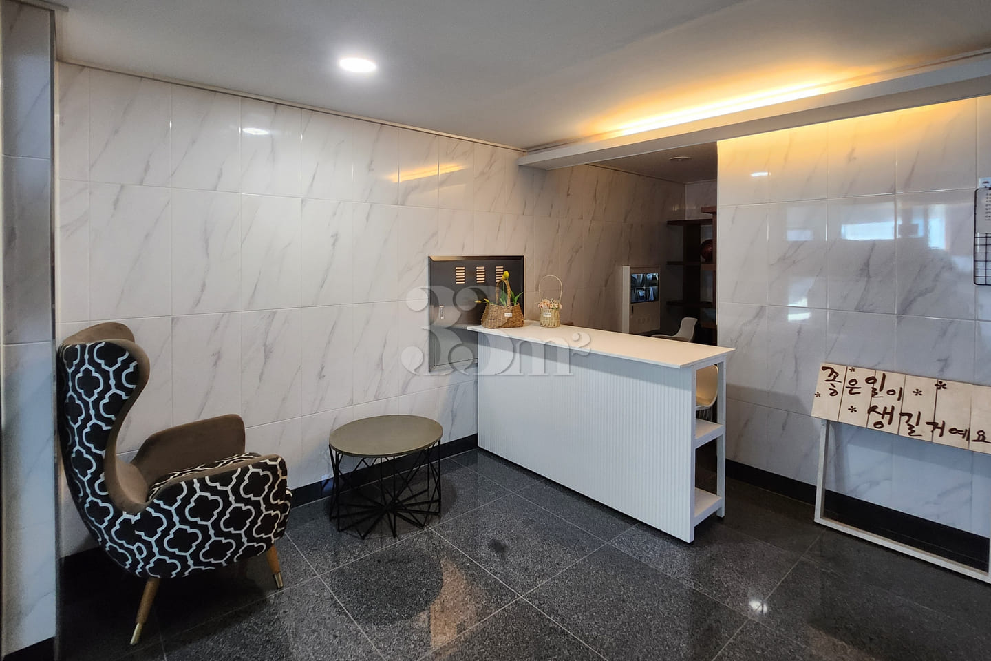Fully Furnished Modern Two-Room Apartment #1 17th image