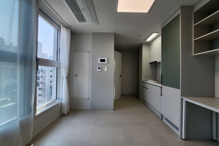 Studio apartment 2 minutes from Jeongneung St 3th image