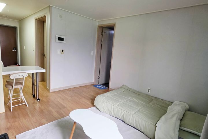 On Sale ♡ Seogwipo ♡ Fully Furnished/Equipped 1th image