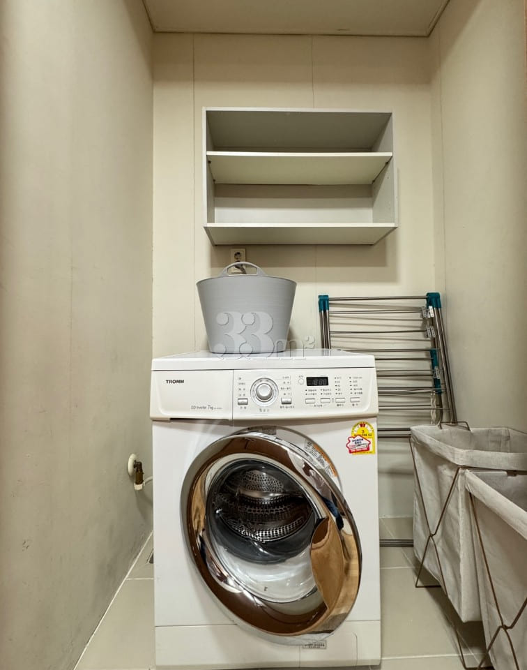Fully furnished 2-room apartment near Gangnam 8th image