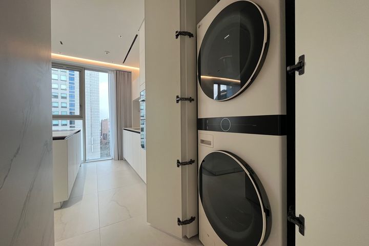 Luxury studio apartment, 1 minute from Gangna 4th image