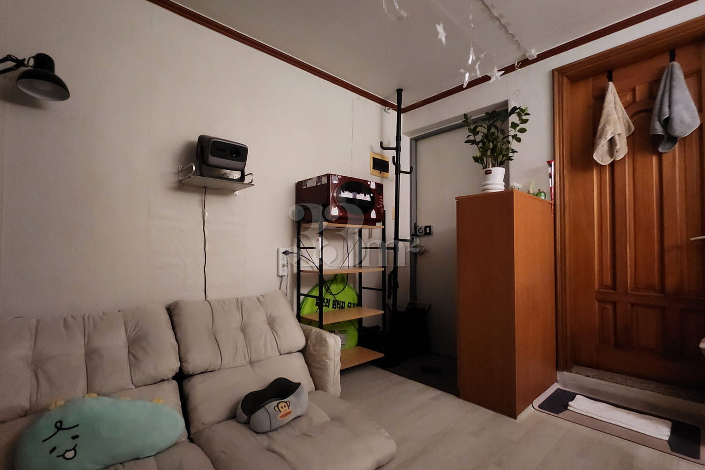 Large studio apartment 1 minute from Wangsimn 4th image