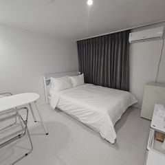HOTEL PINE.B Unit Image