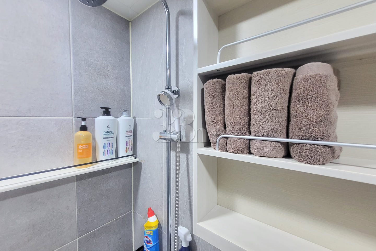 Ganseok Station, fully furnished, 3 bedrooms, 12th image
