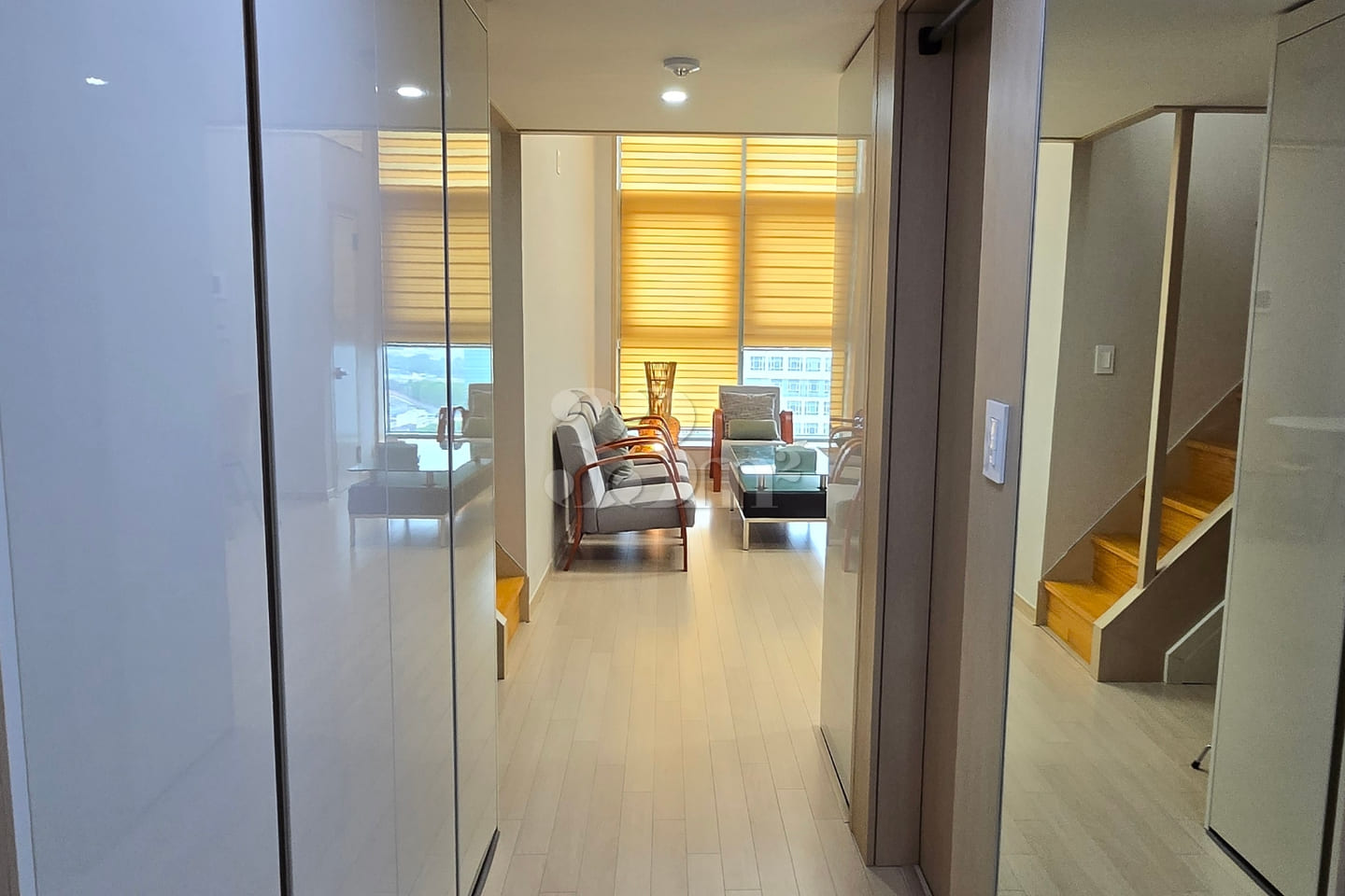 Neat studio apartment with beds for three 2th image