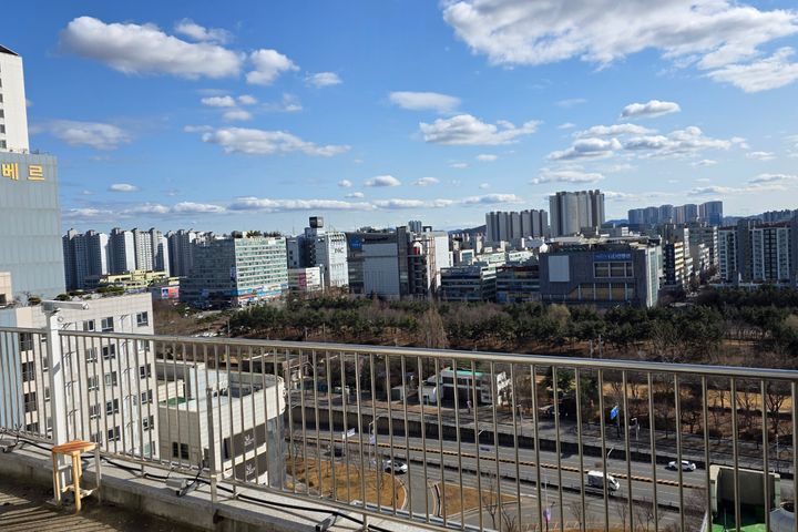 Ansan Full Option, Bright and Great View 3 13th image