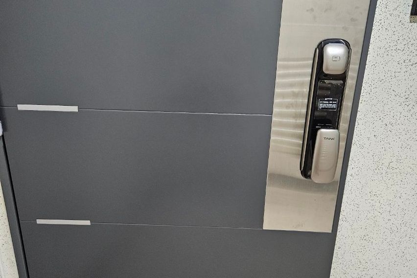 최신축아파트,큰방4개