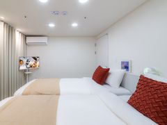 4인이 머무는 호스텔 1번째 이미지