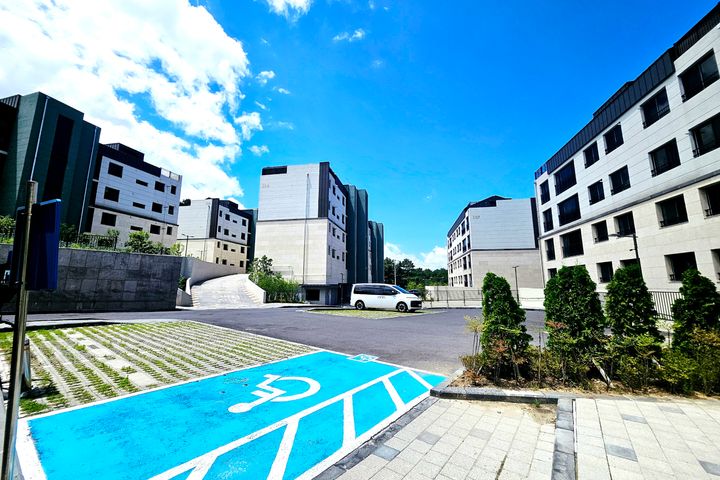 Newly built duplex penthouse for 10 people 16th image