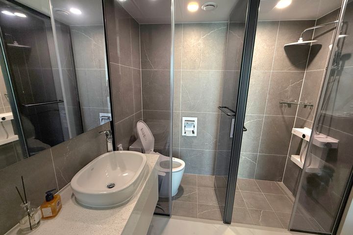 New 2-bedroom apartment with Han River view ✨ 11th image