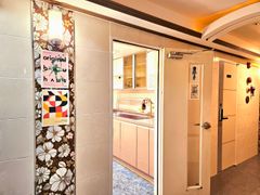 Room 204 (Men's Room) 6th image