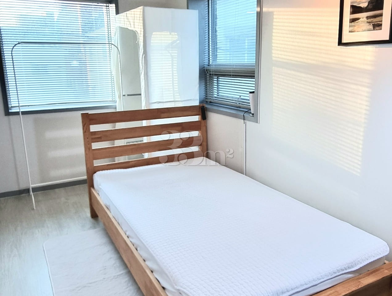 Fully furnished riverside studio, 2nd floor ( 0th image