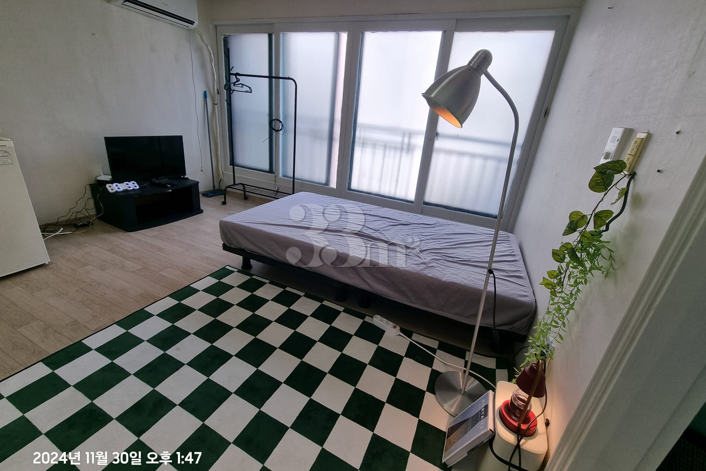 Spacious Studio Apartment 💜 Tanbang ❤ Yongmu 6th image