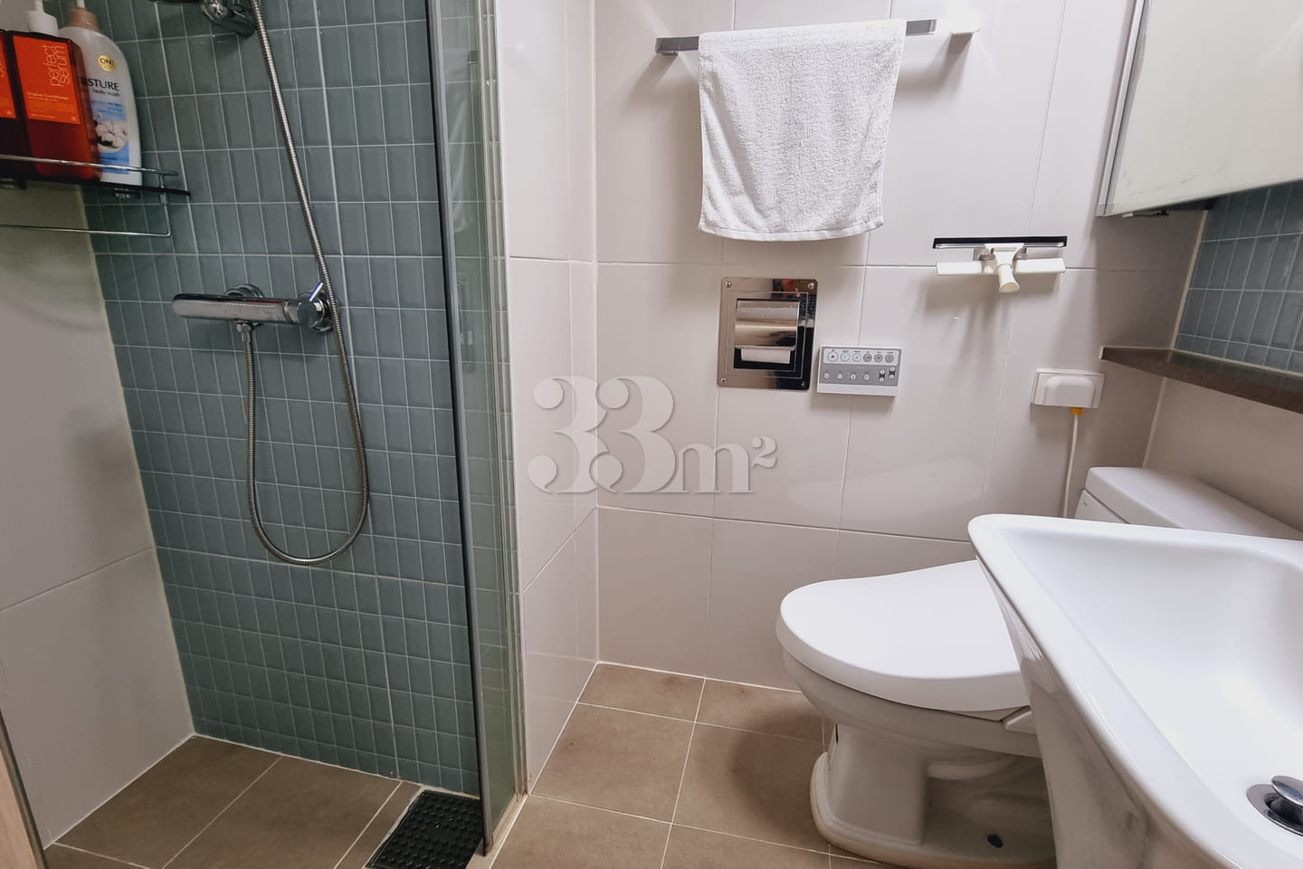 Fully furnished room near Gangnam Station (Li 15th image