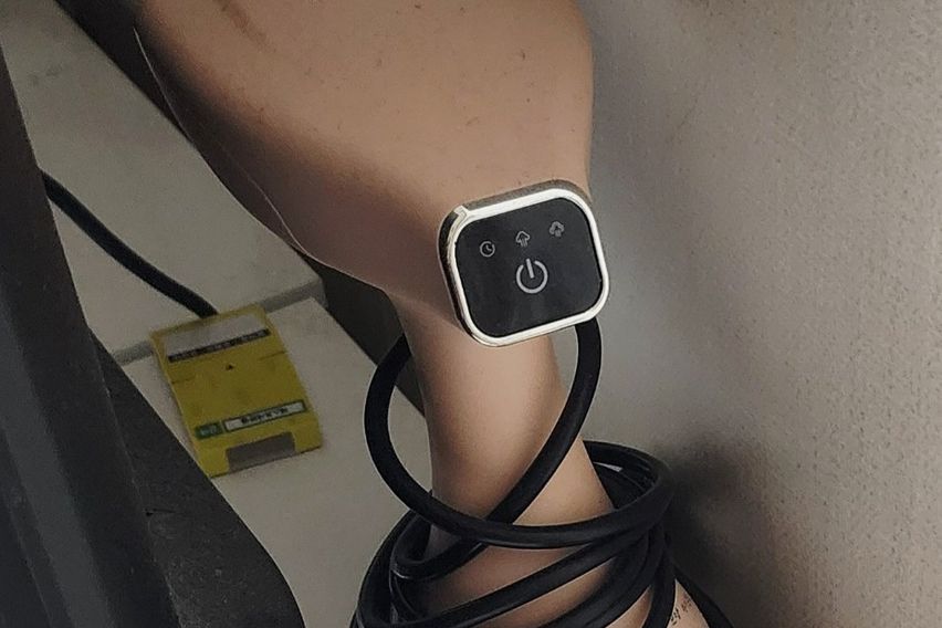 6-story building next to the industrial compl 9th image