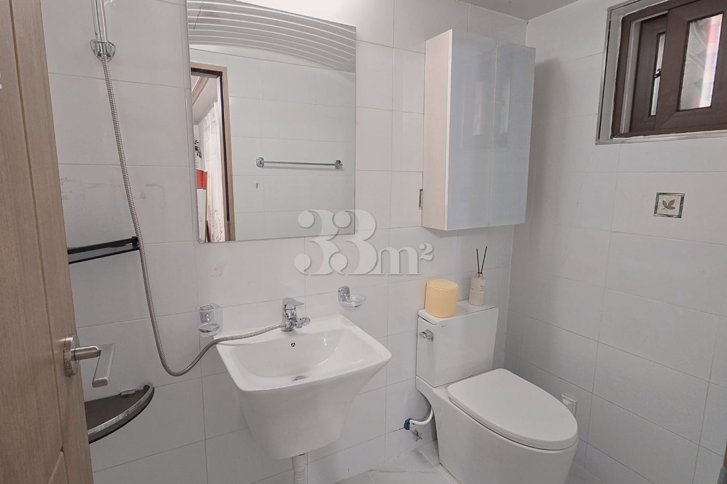 Huge discount on studio apartment near Cheong 18th image