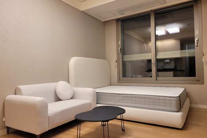 Best Location Officetel in Munjeong-dong 3th image