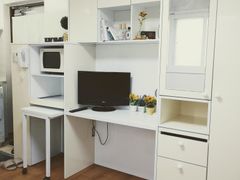 Room 305 0th image