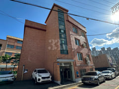 Studio with 2 beds 🏡 Unit 103 15th image